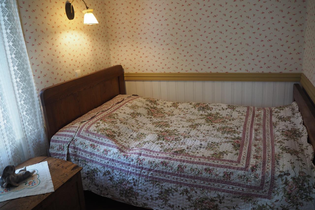 Leesi Kuelalistemaja Hotel Luaran gambar
