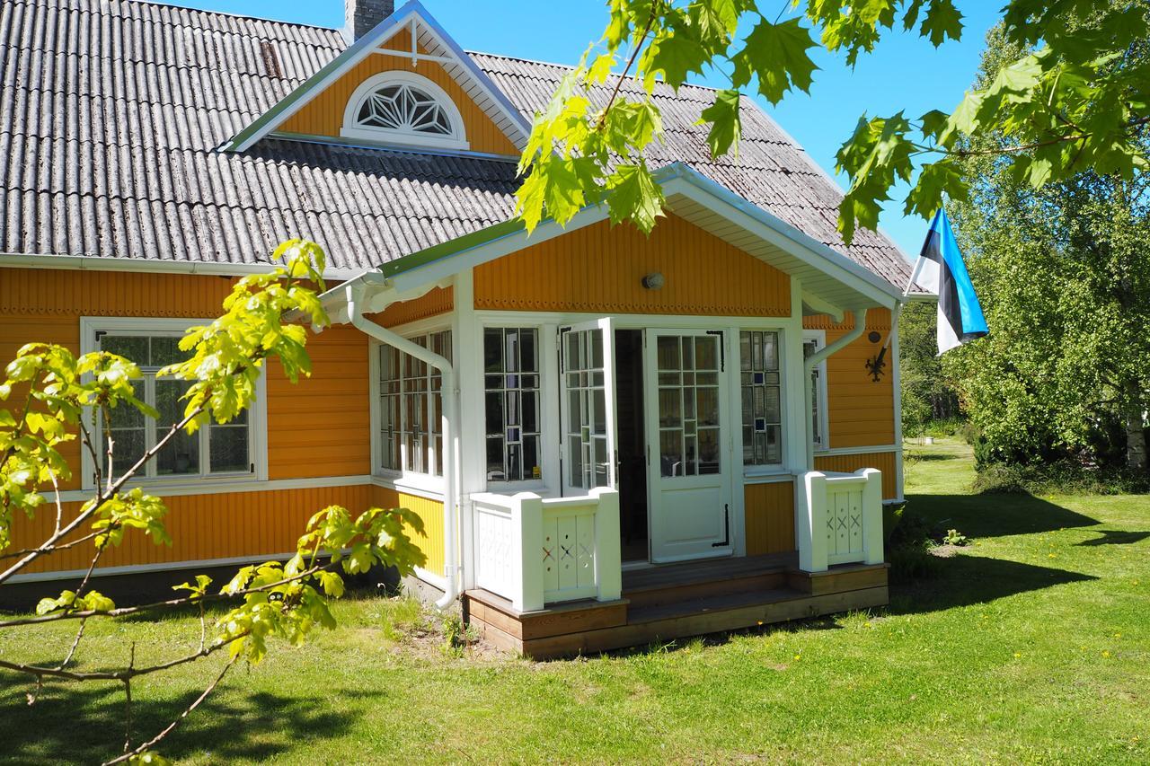 Leesi Kuelalistemaja Hotel Luaran gambar