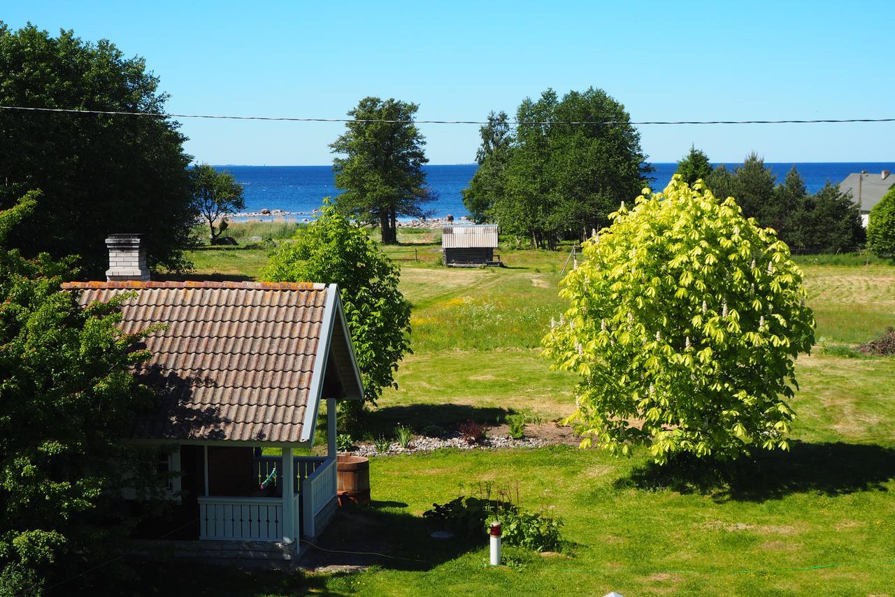 Leesi Kuelalistemaja Hotel Luaran gambar